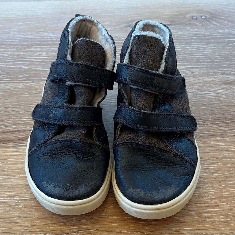 UGG Leather Shoes